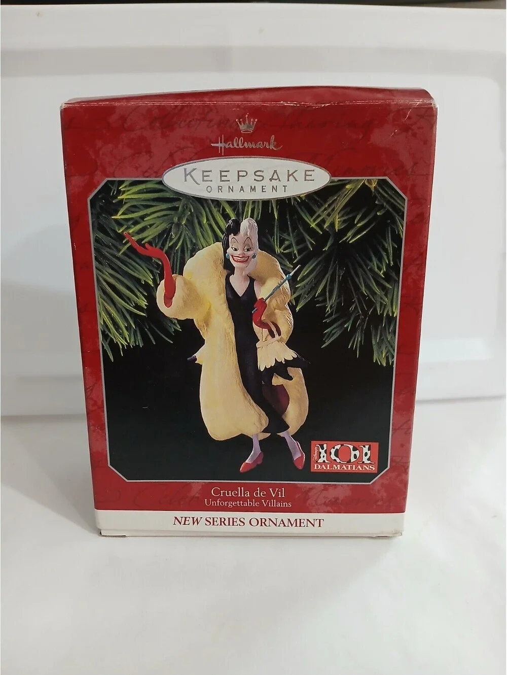 Hallmark Keepsake Ornament Cruella de Vil 1998 Disney 101 Dalmations Villain